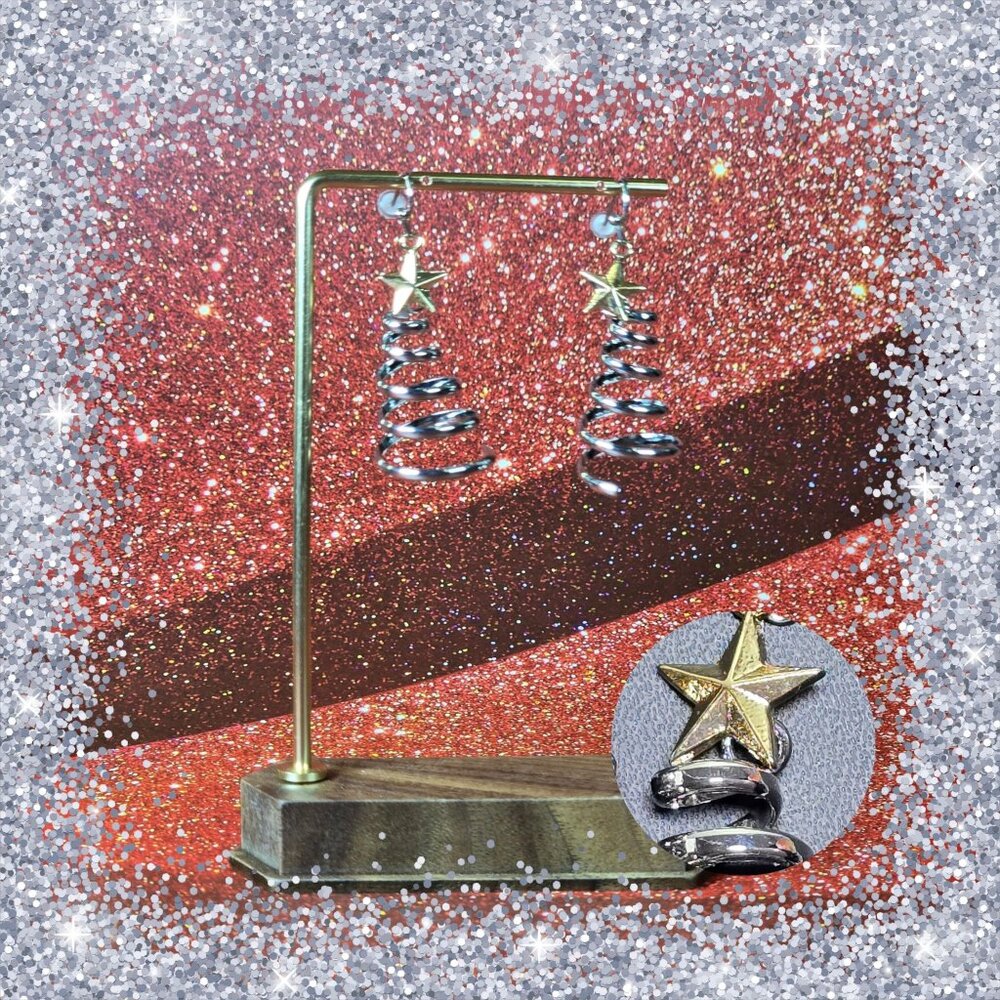 2/$15 Christmas‎ Tree Spiral Earrings With Gold Star (NWOT)